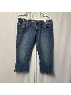 Tyte Jeans Cropped Pants Womens Size 13 Blue Denim Embroidered Back Pockets